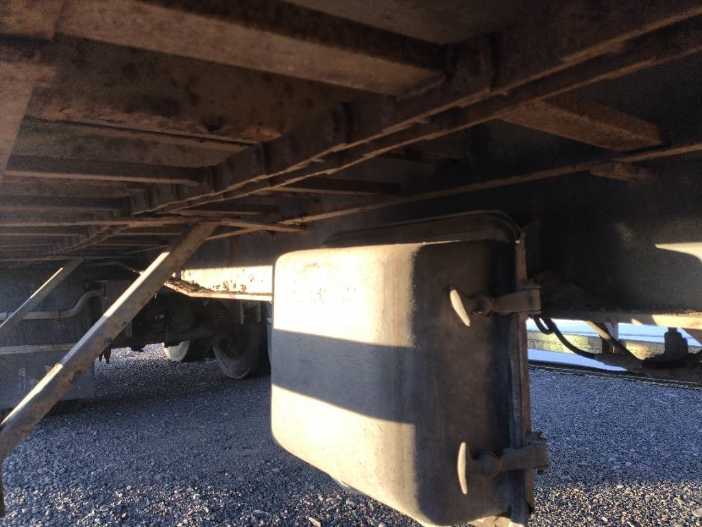 Lipe 81 mottinen ketjupurku kärry, rautajouset - Traktorvagn: bild 3 Lipe 81 mottinen ketjupurku kärry, rautajouset - Traktorvagn: bild 3