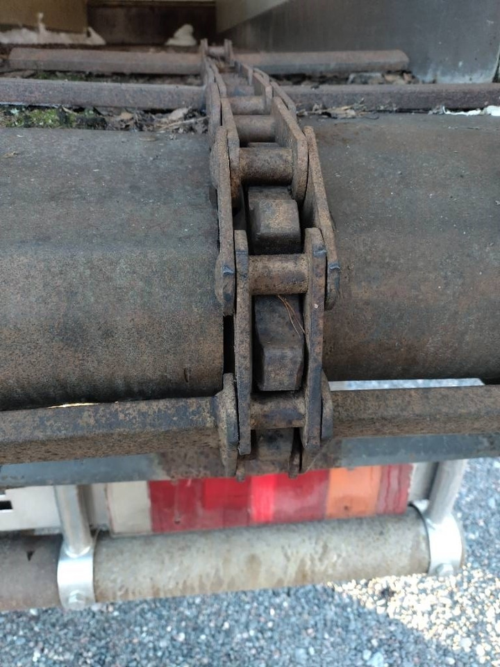 Lipe 81 mottinen ketjupurku kärry, rautajouset - Traktorvagn: bild 5 Lipe 81 mottinen ketjupurku kärry, rautajouset - Traktorvagn: bild 5