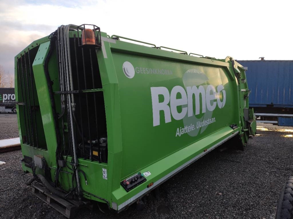 Norba RL300 pakkaaja, siisti paketti - Växelflak - sopbil: bild 4 Norba RL300 pakkaaja, siisti paketti - Växelflak - sopbil: bild 4