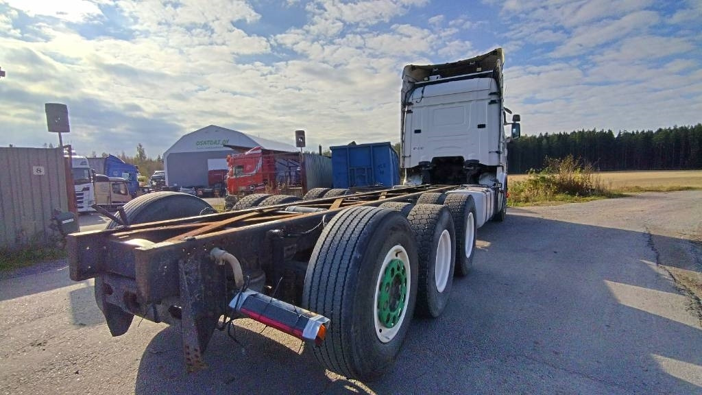 Scania R500 8x4 ilmajousi alusta - Chassi lastbil: bild 3 Scania R500 8x4 ilmajousi alusta - Chassi lastbil: bild 3