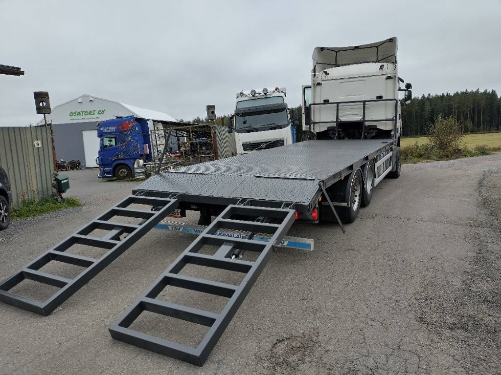 Scania R560 6x2 täysilmaj.uusi koneenkuljetusritilä - Flakbil: bild 4 Scania R560 6x2 täysilmaj.uusi koneenkuljetusritilä - Flakbil: bild 4