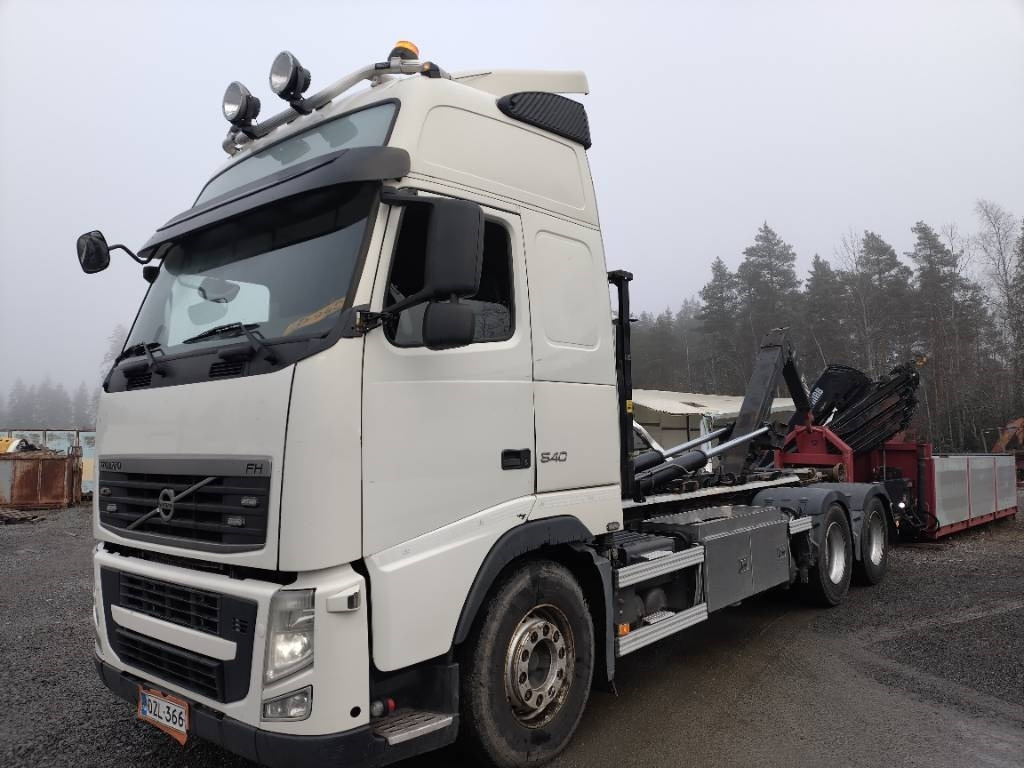 Volvo FH13 6x4 multilift koukku laite - Lastväxlare lastbil: bild 1 Volvo FH13 6x4 multilift koukku laite - Lastväxlare lastbil: bild 1