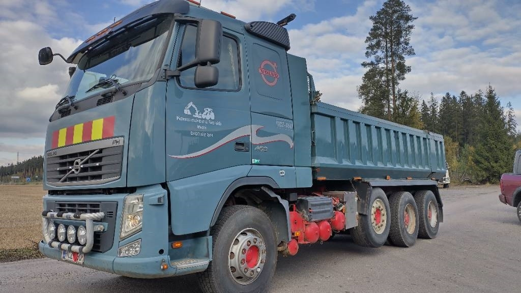 Volvo FH13 8x4 autom.kasettilava - Tippbil lastbil: bild 1 Volvo FH13 8x4 autom.kasettilava - Tippbil lastbil: bild 1