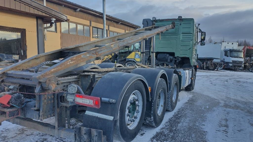 Volvo FH16 8x4 kippaavat konttilaitteet - Tippbil lastbil: bild 3 Volvo FH16 8x4 kippaavat konttilaitteet - Tippbil lastbil: bild 3