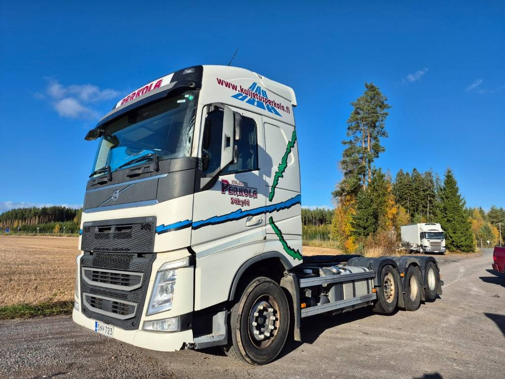Volvo FH500 8x2 alusta - Chassi lastbil: bild 1 Volvo FH500 8x2 alusta - Chassi lastbil: bild 1