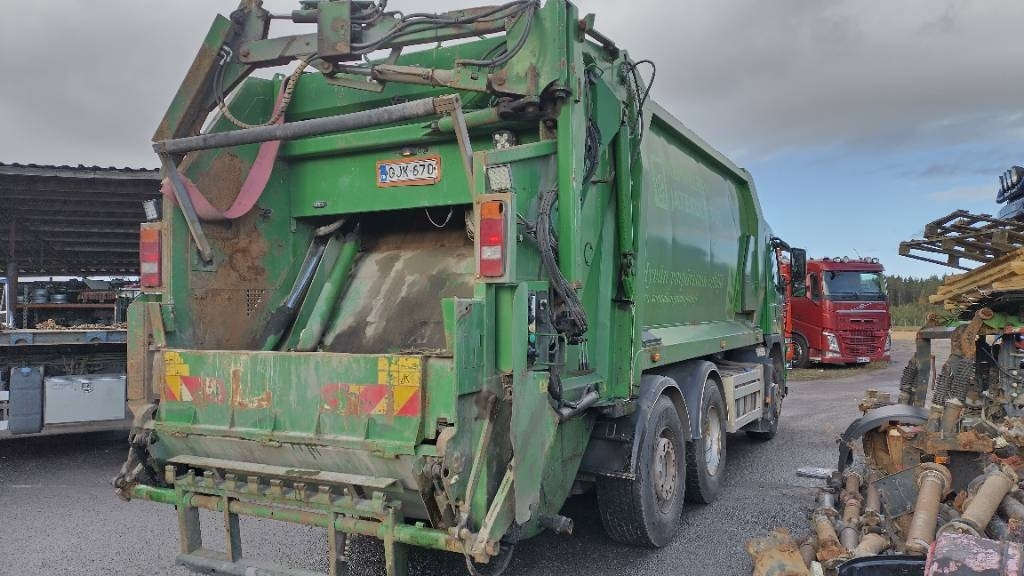 Volvo FM330 6x2 Norba pakkaaja,molokki nostin, manuaali  - Sopbil: bild 4 Volvo FM330 6x2 Norba pakkaaja,molokki nostin, manuaali  - Sopbil: bild 4