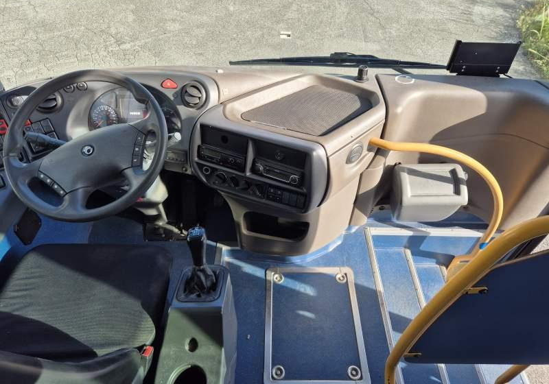 Irisbus CROSSWAY/ SPROWADZONY/ 12 M / KLIMA / EEV - Förortsbuss: bild 3 Irisbus CROSSWAY/ SPROWADZONY/ 12 M / KLIMA / EEV - Förortsbuss: bild 3