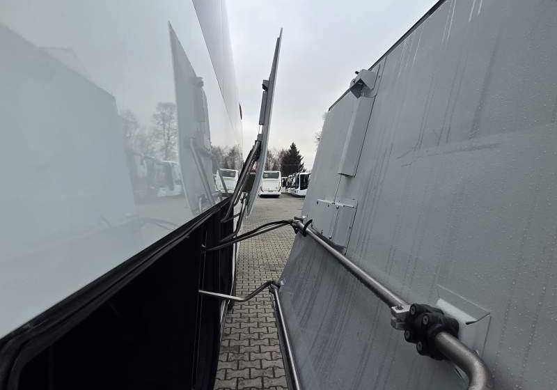 Iveco MAGELYS / SPROWADZONY / 59 MIEJSC/ WC - Turistbuss: bild 2 Iveco MAGELYS / SPROWADZONY / 59 MIEJSC/ WC - Turistbuss: bild 2