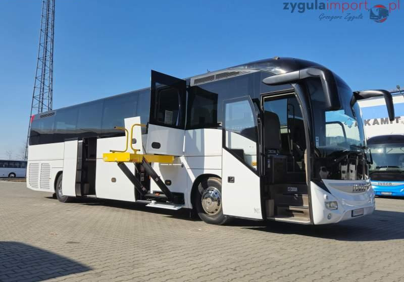 Iveco MAGELYS / SPROWADZONY / WINDA / EURO 6 - Turistbuss: bild 1 Iveco MAGELYS / SPROWADZONY / WINDA / EURO 6 - Turistbuss: bild 1