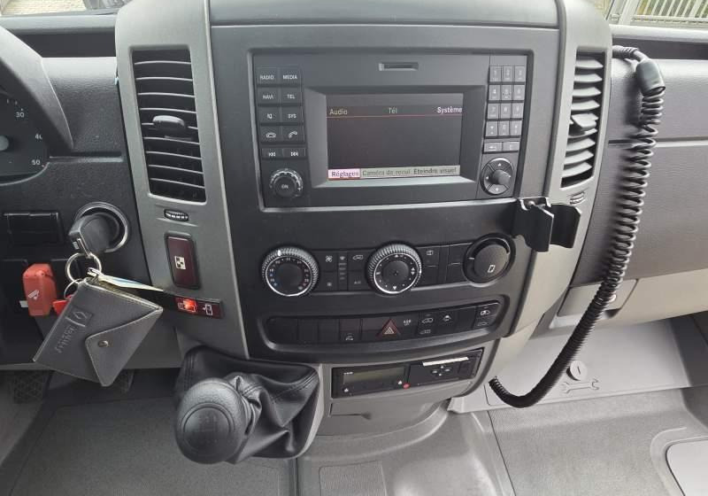 Mercedes-Benz SPRINTER TRANSFER 35 / SPROWADZONY/ 6 800 KM - Minibuss, Persontransport: bild 2 Mercedes-Benz SPRINTER TRANSFER 35 / SPROWADZONY/ 6 800 KM - Minibuss, Persontransport: bild 2