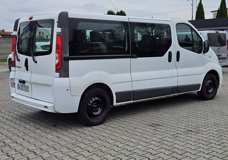 Minibuss, Persontransport Renault TRAFIC 2.0 DCI 90 COMBI L2H1 / SPROWADZONY: bild 12 Minibuss, Persontransport Renault TRAFIC 2.0 DCI 90 COMBI L2H1 / SPROWADZONY: bild 12