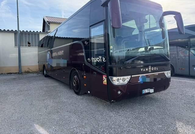 VanHool ALICRON TX16 / SPROWADZONY / 59 MIEJSC/ WC - Turistbuss: bild 2 VanHool ALICRON TX16 / SPROWADZONY / 59 MIEJSC/ WC - Turistbuss: bild 2