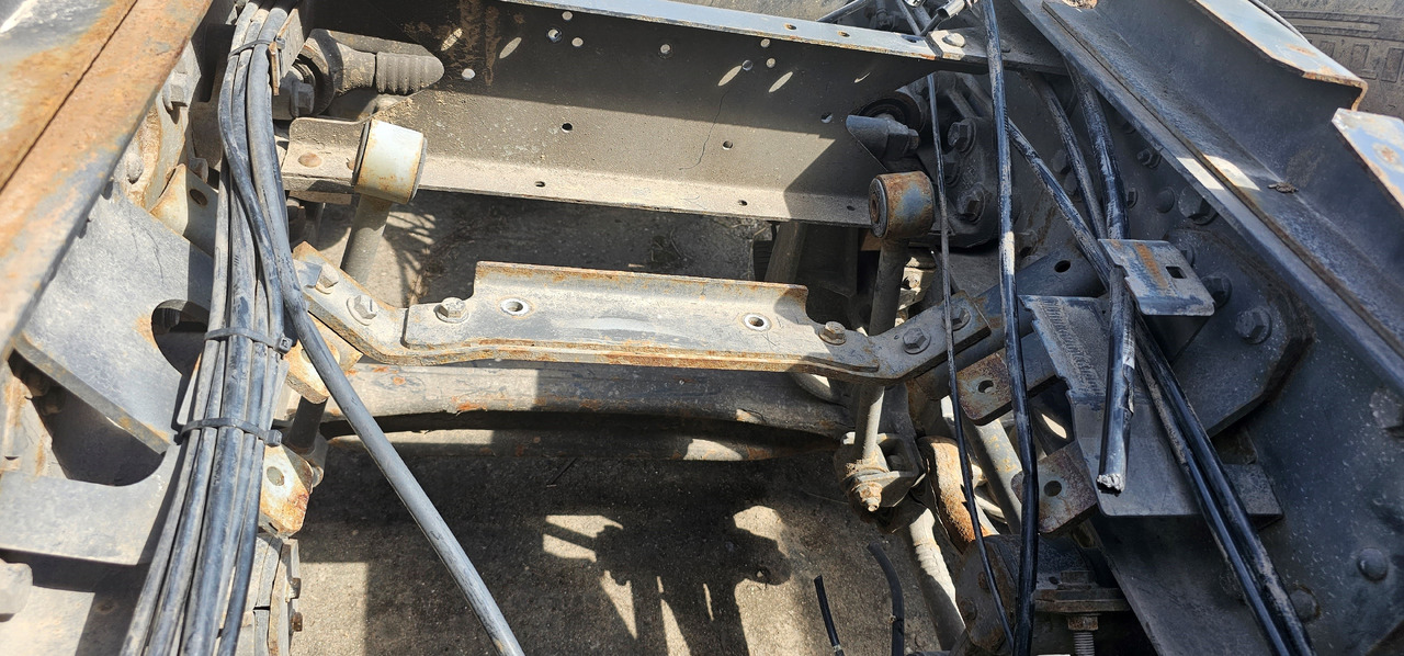 DAF DAF XF, 106XF EURO6 emission axles, front axle, middle trailing axle, rear axle, main axle gear 1798816, 1798817, 1934092, 2027358, 1886141, 1886142, 1871534 - Reservdelar: bild 3 DAF DAF XF, 106XF EURO6 emission axles, front axle, middle trailing axle, rear axle, main axle gear 1798816, 1798817, 1934092, 2027358, 1886141, 1886142, 1871534 - Reservdelar: bild 3