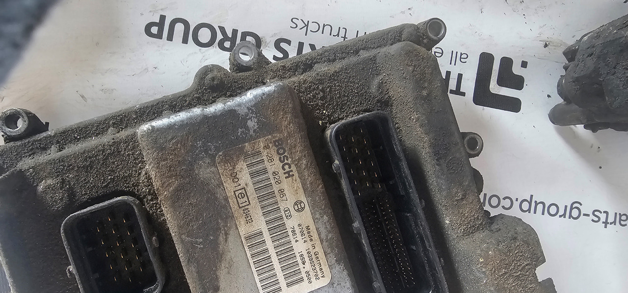 MAN MAN TGL, TGM, EURO4, EURO5 fuel system, high pressure fuel pump, ECU engine control unit, injectors D0836LFL50, D0836LFL52, D0836LFL63, D0836LFL64, D0836LFL40, D0836LFL60, D0836LFL53, D0836LL80, D0836 - Reservdelar: bild 3 MAN MAN TGL, TGM, EURO4, EURO5 fuel system, high pressure fuel pump, ECU engine control unit, injectors D0836LFL50, D0836LFL52, D0836LFL63, D0836LFL64, D0836LFL40, D0836LFL60, D0836LFL53, D0836LL80, D0836 - Reservdelar: bild 3