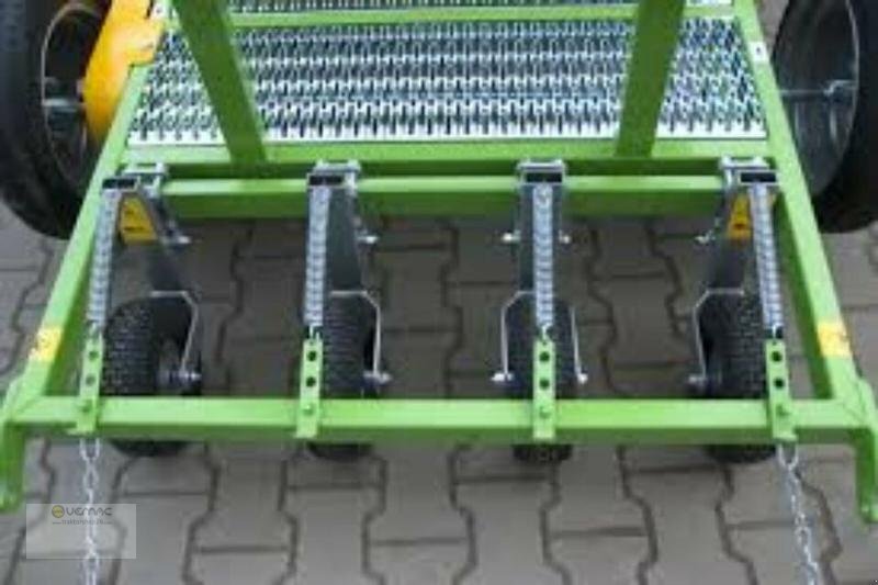 BOMET Pflanzmaschine Bomet Gemma S290 Setzmaschine Zwiebeln 3reihig NEU - Potatissättare: bild 3 BOMET Pflanzmaschine Bomet Gemma S290 Setzmaschine Zwiebeln 3reihig NEU - Potatissättare: bild 3