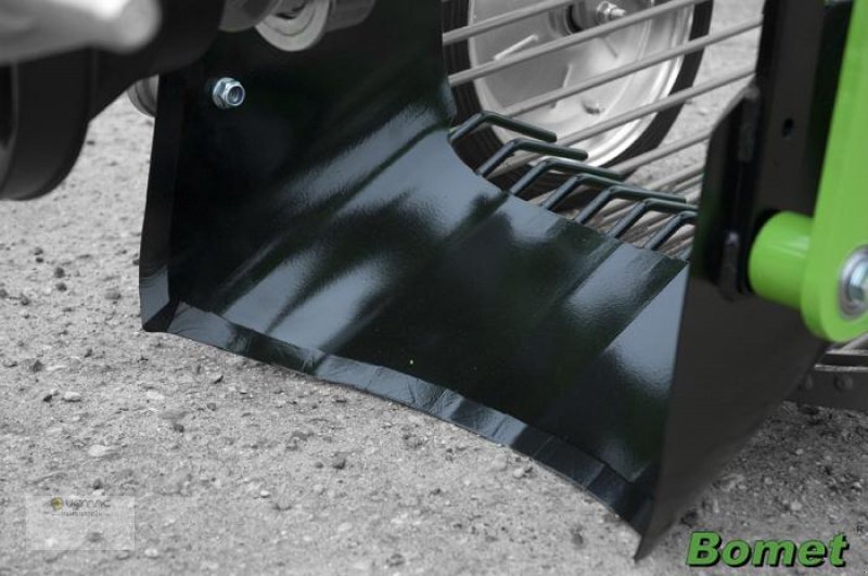 BOMET Z655/1 Kartoffelroder Roder Kartoffel Schwingsiebroder NEU - Potatisupptagare: bild 4 BOMET Z655/1 Kartoffelroder Roder Kartoffel Schwingsiebroder NEU - Potatisupptagare: bild 4