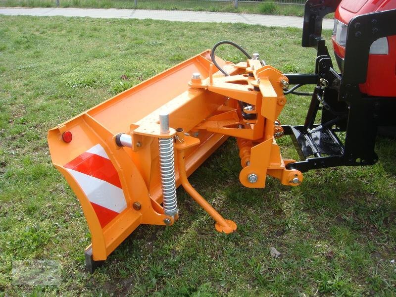 Vemac Schneeschild Schneepflug Schneeschieber 240cm NEU - Snöplog: bild 1 Vemac Schneeschild Schneepflug Schneeschieber 240cm NEU - Snöplog: bild 1