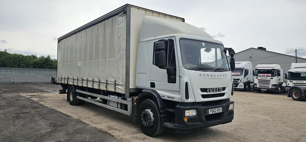 Iveco 18 ton curtain tail lift - Kapellbil: bild 4 Iveco 18 ton curtain tail lift - Kapellbil: bild 4