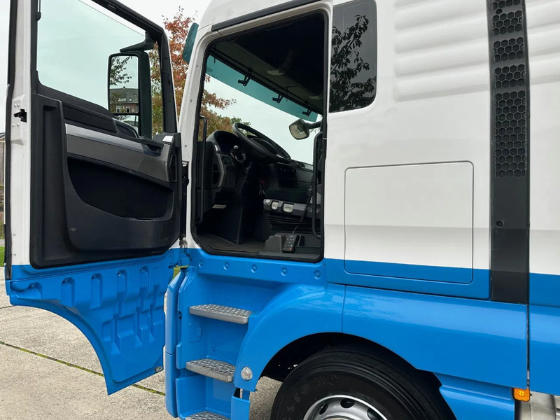 MAN TGX 26.480 / NL TRUCK / RETARDER / EURO 6 / 6X2 / LIFT+STEER AXLE / 60T - Dragbil: bild 4 MAN TGX 26.480 / NL TRUCK / RETARDER / EURO 6 / 6X2 / LIFT+STEER AXLE / 60T - Dragbil: bild 4