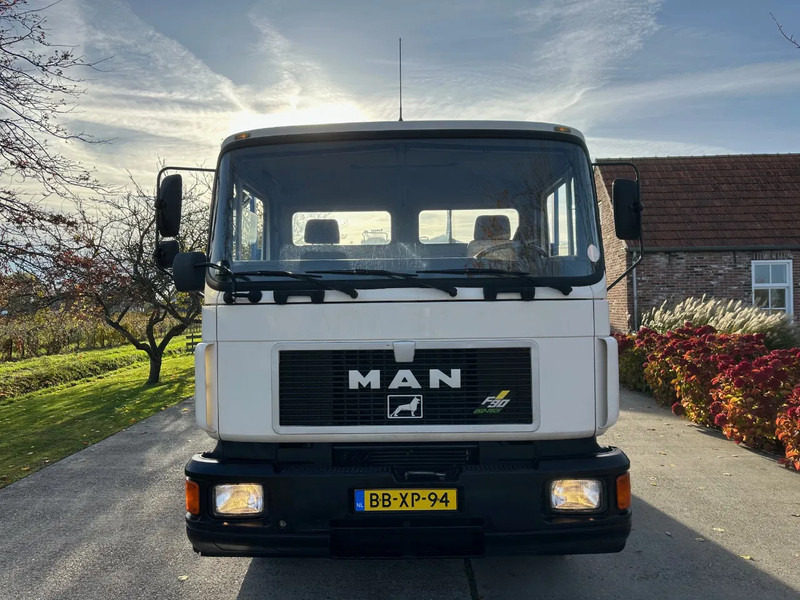 MAN 19.272 F90 / NL TRUCK / 4X2 / EURO1 / ATLAS AK140.1-6,2/1 / MANUAL / FIRST OWNER - Kranbil: bild 2 MAN 19.272 F90 / NL TRUCK / 4X2 / EURO1 / ATLAS AK140.1-6,2/1 / MANUAL / FIRST OWNER - Kranbil: bild 2