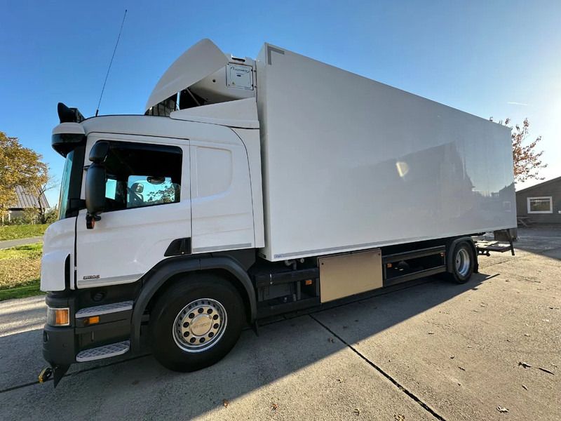 Scania P280 / NL TRUCK / EURO 6 / FULL AIR / CARRIER SUPRA 1250 / TOPCONDITION / LIFT+DOORS - Kylbil lastbil: bild 4 Scania P280 / NL TRUCK / EURO 6 / FULL AIR / CARRIER SUPRA 1250 / TOPCONDITION / LIFT+DOORS - Kylbil lastbil: bild 4
