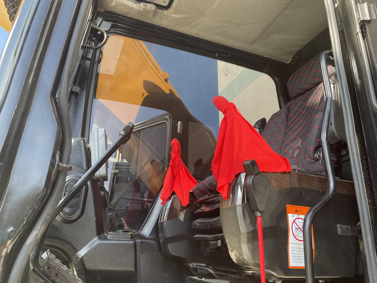 SANY SY215C - Bandgrävare: bild 5 SANY SY215C - Bandgrävare: bild 5