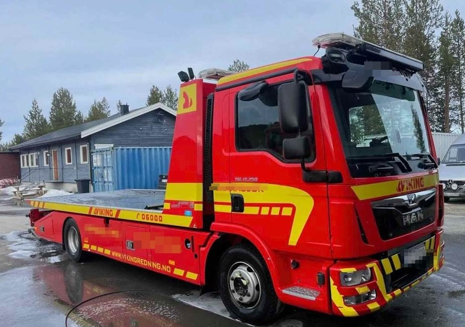 MAN TGL 12.250 4x2 Manual Nordic Edition 2x Winch Brille - Bärgningsbil: bild 1 MAN TGL 12.250 4x2 Manual Nordic Edition 2x Winch Brille - Bärgningsbil: bild 1