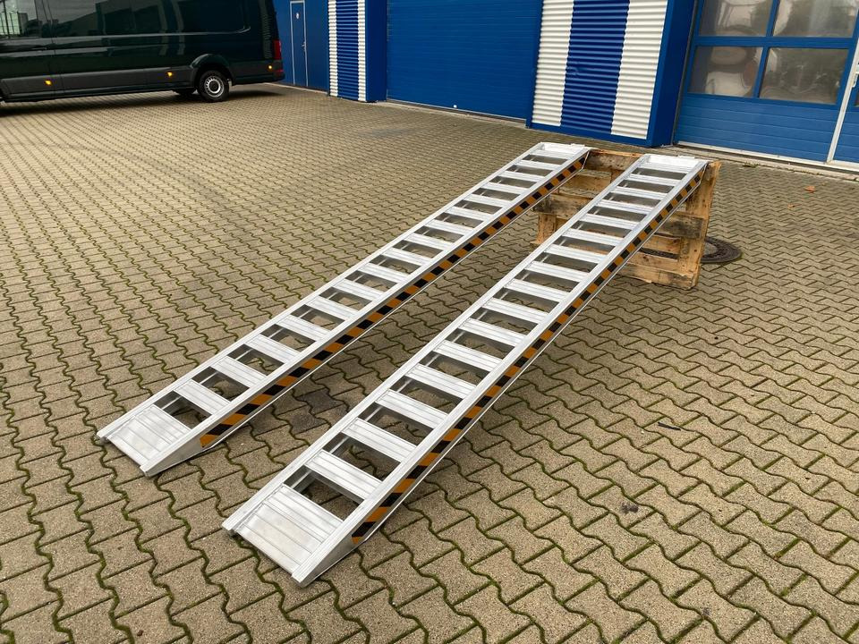 Alurampen Satz 3,50M 2000KG Minibagger Minilader Quad Auffahrrampe *INKL.19% MWST* - Lastramp: bild 4 Alurampen Satz 3,50M 2000KG Minibagger Minilader Quad Auffahrrampe *INKL.19% MWST* - Lastramp: bild 4