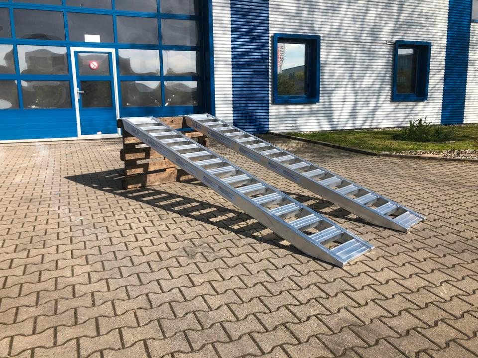 Alurampen Satz 3,50m 4000KG Minibagger Minilader Quad Auffahrrampe *INKL.19% MWST* - Lastramp: bild 3 Alurampen Satz 3,50m 4000KG Minibagger Minilader Quad Auffahrrampe *INKL.19% MWST* - Lastramp: bild 3