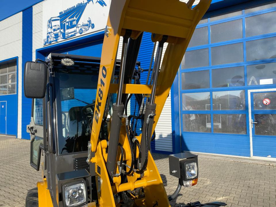 Minilastare Radlader/Hoflader BK810 inkl. Kehrmaschinenpaket *INKL.19% MWST*BERGER KRAUS* KUBOTA*EURO*CE*: bild 20 Minilastare Radlader/Hoflader BK810 inkl. Kehrmaschinenpaket *INKL.19% MWST*BERGER KRAUS* KUBOTA*EURO*CE*: bild 20