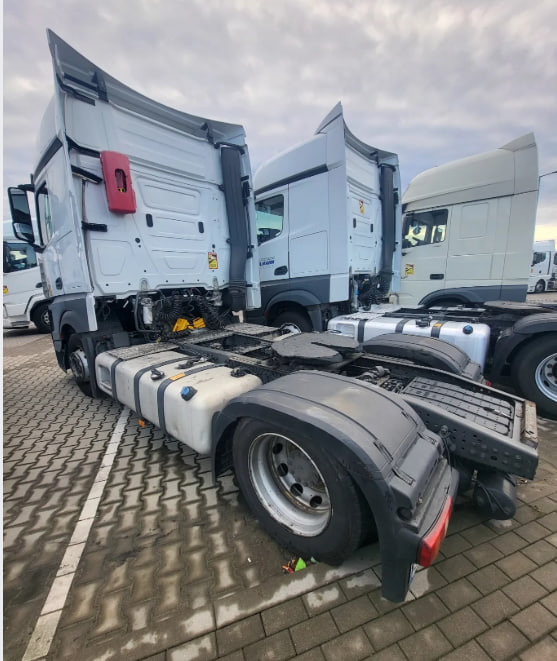 Mercedes-Benz ACTROS 1845 mega  WDF - Dragbil: bild 4 Mercedes-Benz ACTROS 1845 mega  WDF - Dragbil: bild 4