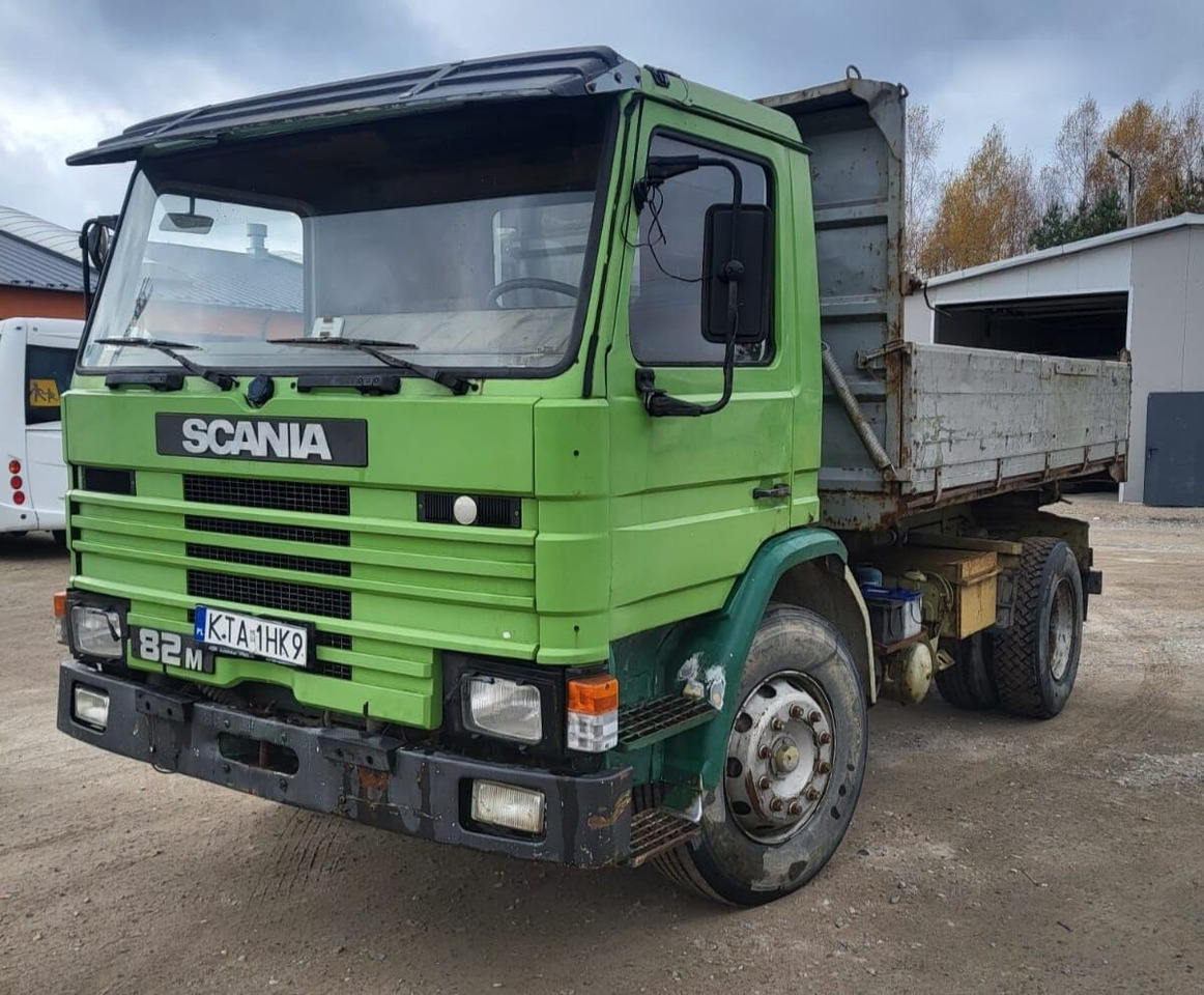 Scania 82M - Tippbil lastbil: bild 1 Scania 82M - Tippbil lastbil: bild 1