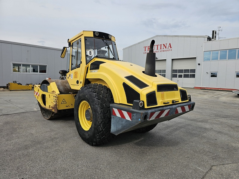 BOMAG BW213DH-4 BVC - Kompaktor: bild 2 BOMAG BW213DH-4 BVC - Kompaktor: bild 2