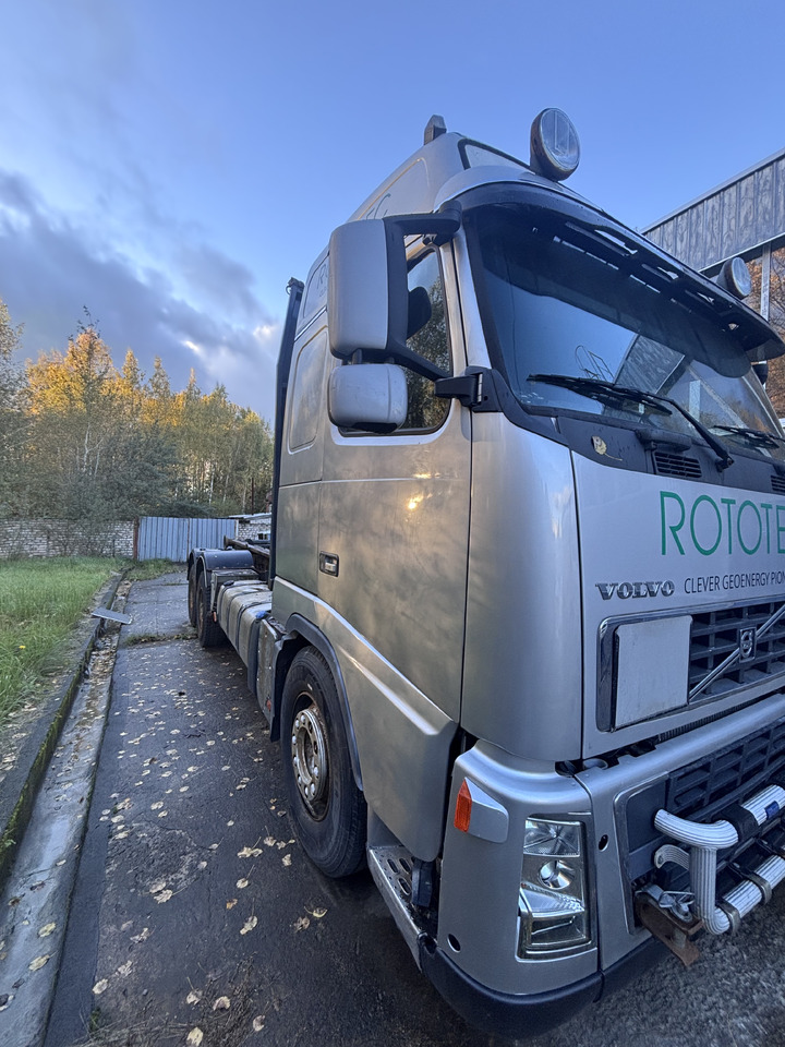 VOLVO FH16 - 580 - Lastväxlare lastbil: bild 2 VOLVO FH16 - 580 - Lastväxlare lastbil: bild 2