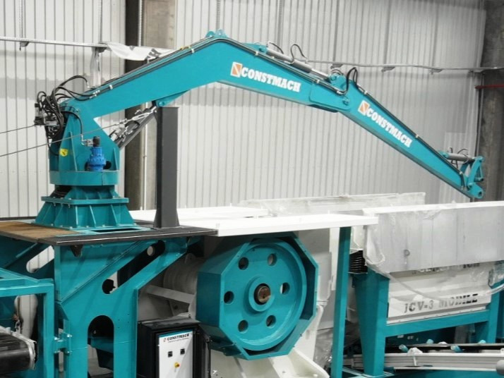 CONSTMACH Brise-Roche Hydraulique – Puissance Maximale pour les Travaux de Démolition les Plus Durs - Krossverk: bild 1 CONSTMACH Brise-Roche Hydraulique – Puissance Maximale pour les Travaux de Démolition les Plus Durs - Krossverk: bild 1