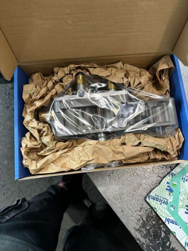 ZF Ventilblock fr 16S Getriebe MAN Iveco - Ventil för Lastbil: bild 2 ZF Ventilblock fr 16S Getriebe MAN Iveco - Ventil för Lastbil: bild 2