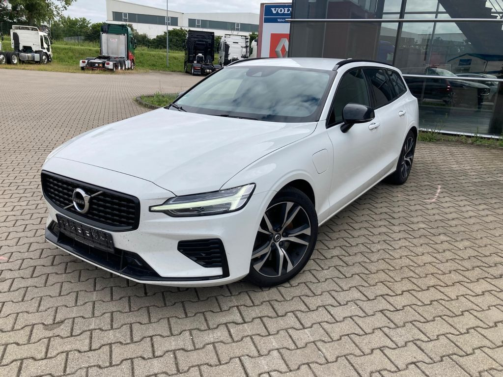 Volvo V60 T6 AWD R-Design Expression Recharge Plug-In Volvo V60 T6 AWD R-Design Expression Recharge Plug-In - Kombi: bild 1 Volvo V60 T6 AWD R-Design Expression Recharge Plug-In Volvo V60 T6 AWD R-Design Expression Recharge Plug-In - Kombi: bild 1