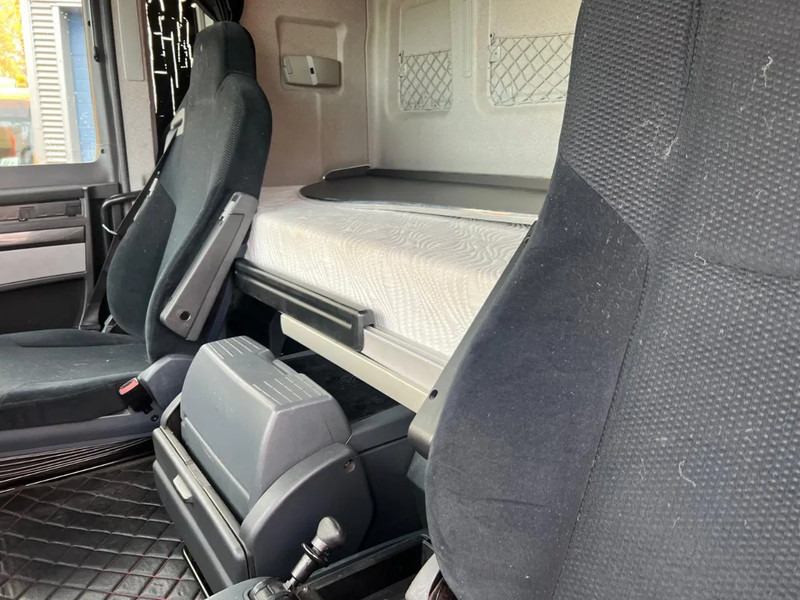 Dragbil MAN TGX 41.560 8x4-4 BBS Push-Pull: bild 12