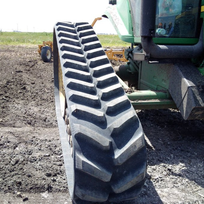 GTW TankTuff for John Deere 8000T, 9000T, 8RT, 9RT 9030T, 8RX, and 9RX series - Larvband för Bandtraktor: bild 5 GTW TankTuff for John Deere 8000T, 9000T, 8RT, 9RT 9030T, 8RX, and 9RX series - Larvband för Bandtraktor: bild 5