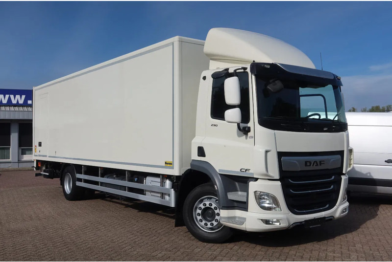 DAF CF 290 FA Bak + klep Dhollandia 2000 KG - Lastbil med skåp: bild 2 DAF CF 290 FA Bak + klep Dhollandia 2000 KG - Lastbil med skåp: bild 2