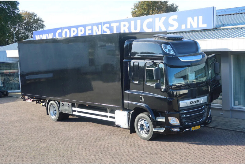 DAF CF 410 DAF CF 410 Black Edition Dhollandia klep 2.000 kg - Lastbil med skåp: bild 2 DAF CF 410 DAF CF 410 Black Edition Dhollandia klep 2.000 kg - Lastbil med skåp: bild 2