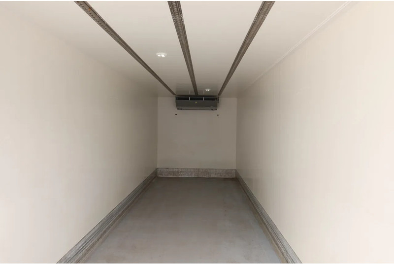 DAF CF 450 8x2 Koel/Vries Carrier Supra 1150 Diesel/Electric FRC 10/2027 - Kylbil lastbil: bild 4 DAF CF 450 8x2 Koel/Vries Carrier Supra 1150 Diesel/Electric FRC 10/2027 - Kylbil lastbil: bild 4