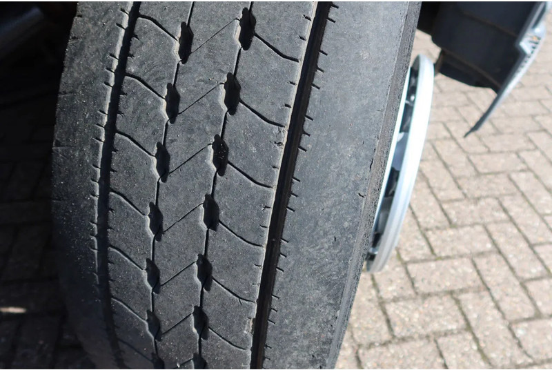 Kylbil lastbil DAF LF 290 Koel/Vries+Klep 1500 kg Thermoking T 600R: bild 18 Kylbil lastbil DAF LF 290 Koel/Vries+Klep 1500 kg Thermoking T 600R: bild 18