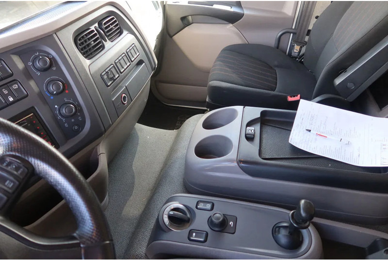 Kylbil lastbil DAF LF 290 Koel/Vries+Klep 1500 kg Thermoking T 600R: bild 8 Kylbil lastbil DAF LF 290 Koel/Vries+Klep 1500 kg Thermoking T 600R: bild 8