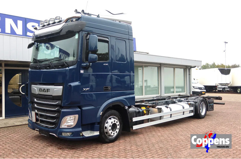 DAF XF 430 430 FA 4x2 BDF/Chassiscabine Wisselbare opbouw - Chassi lastbil: bild 1 DAF XF 430 430 FA 4x2 BDF/Chassiscabine Wisselbare opbouw - Chassi lastbil: bild 1