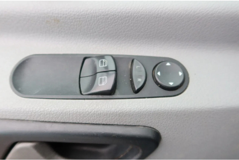 Dragbil Mercedes-Benz 519 CDI V6 Motor 519 CDI V6 Motor + B.E Trailer: bild 6