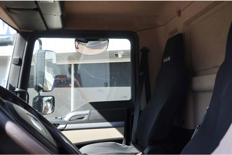 MAN TGL 12.250 Bakwagen + Laadklep DHollandia 2000 kg - Lastbil med skåp: bild 5 MAN TGL 12.250 Bakwagen + Laadklep DHollandia 2000 kg - Lastbil med skåp: bild 5