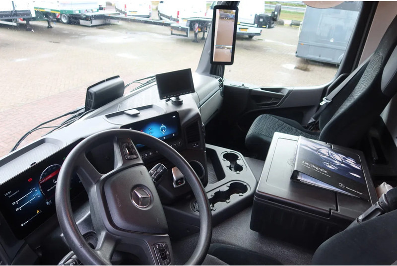 Mercedes-Benz Actros 1830 Bak + Dhollandia klep 2000 KG + rolstops. - Lastbil med skåp: bild 5 Mercedes-Benz Actros 1830 Bak + Dhollandia klep 2000 KG + rolstops. - Lastbil med skåp: bild 5