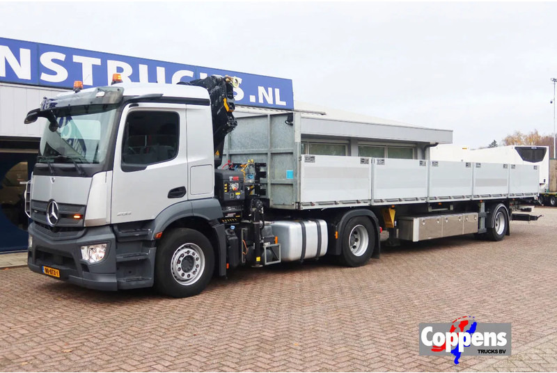 Mercedes-Benz Actros 2133 L Trekker + Hiab Kraan met City Trailer: OT-92-VD - Kranbil: bild 1 Mercedes-Benz Actros 2133 L Trekker + Hiab Kraan met City Trailer: OT-92-VD - Kranbil: bild 1