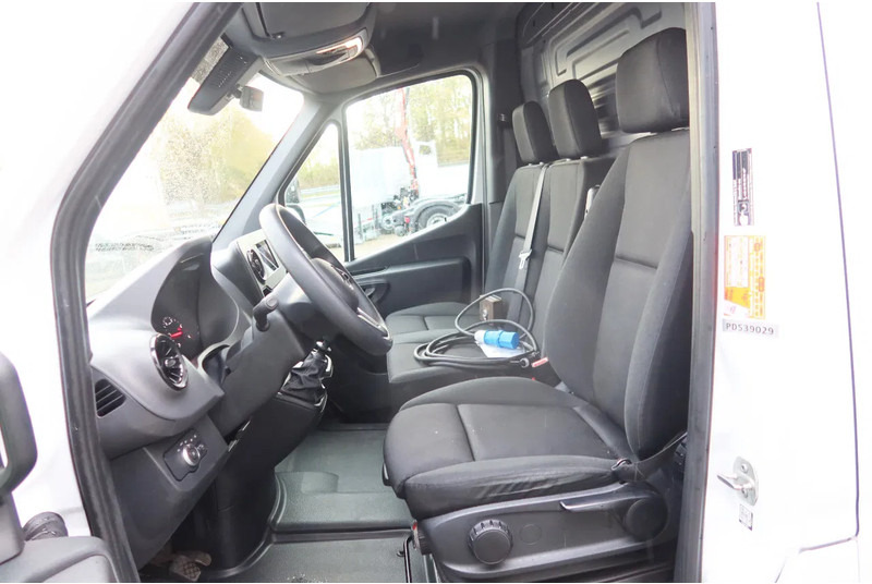 Mercedes-Benz Sprinter 315 CDI Carrier Xarios 350 Koel/vries/verwamen + nacht aansluiting 220 volt. - Kylbil: bild 4 Mercedes-Benz Sprinter 315 CDI Carrier Xarios 350 Koel/vries/verwamen + nacht aansluiting 220 volt. - Kylbil: bild 4